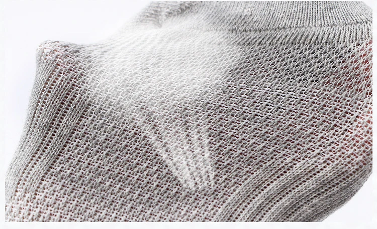 HUALIAN Eco-friendly Walking Running Baseball Antislip Compression Sports Socks Men