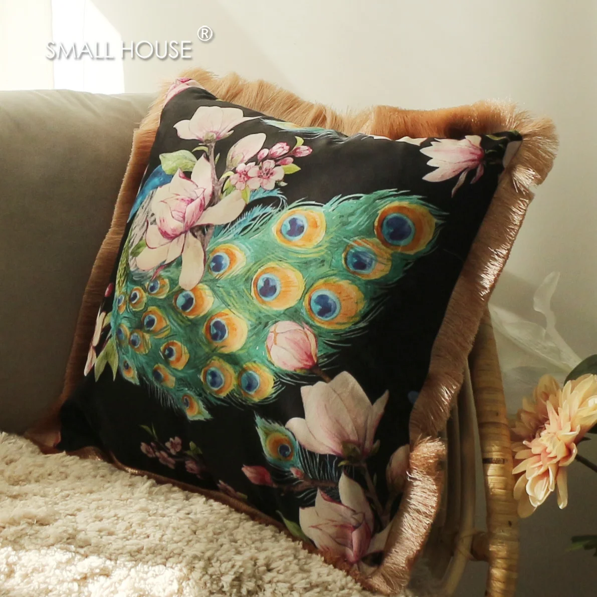 
Wholesale peacock digital printing fashion home decor soft cushion cover throw pillow with tassel 