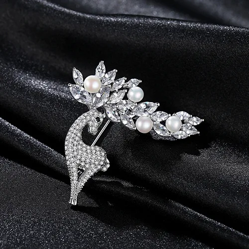 Custom High-End Luxury 925 Sterling Silver Freshwater Pearl Brooch with Animals Jewelry Featuring Sika Deer for Women and Men