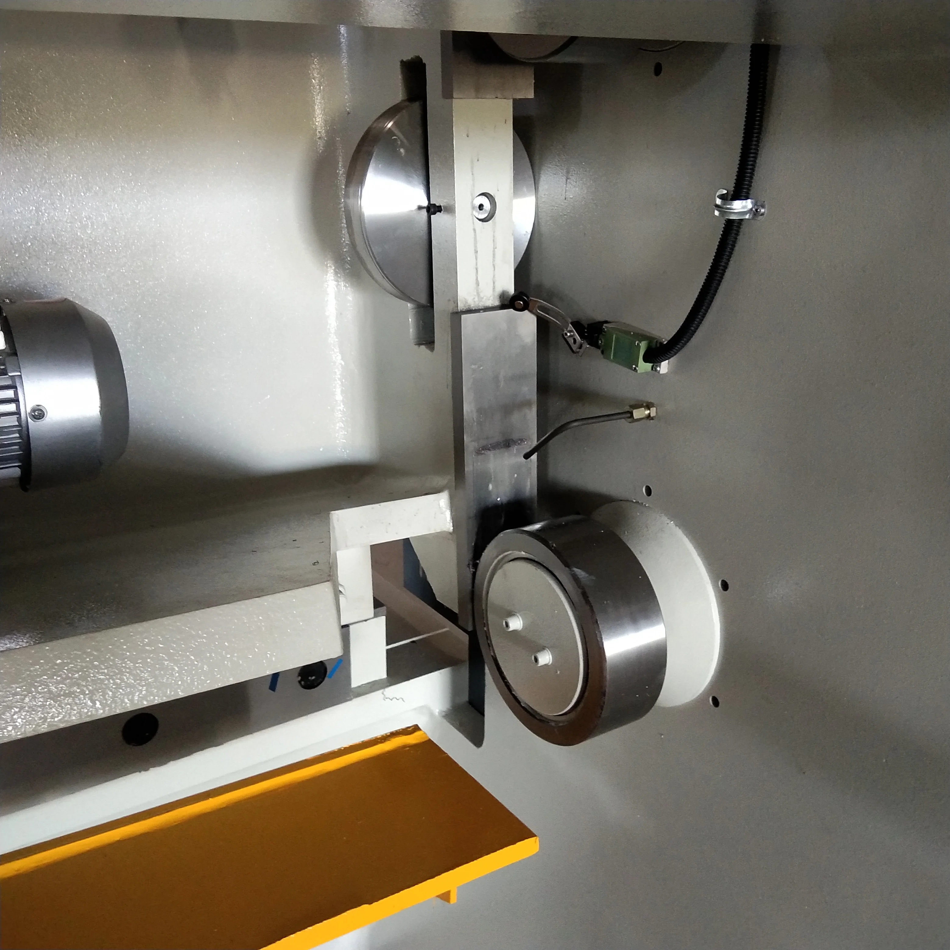 Excellent Quality Manufacturer Custom Fully Automatic Hydraulic Guillotine Shear Shearing Machine