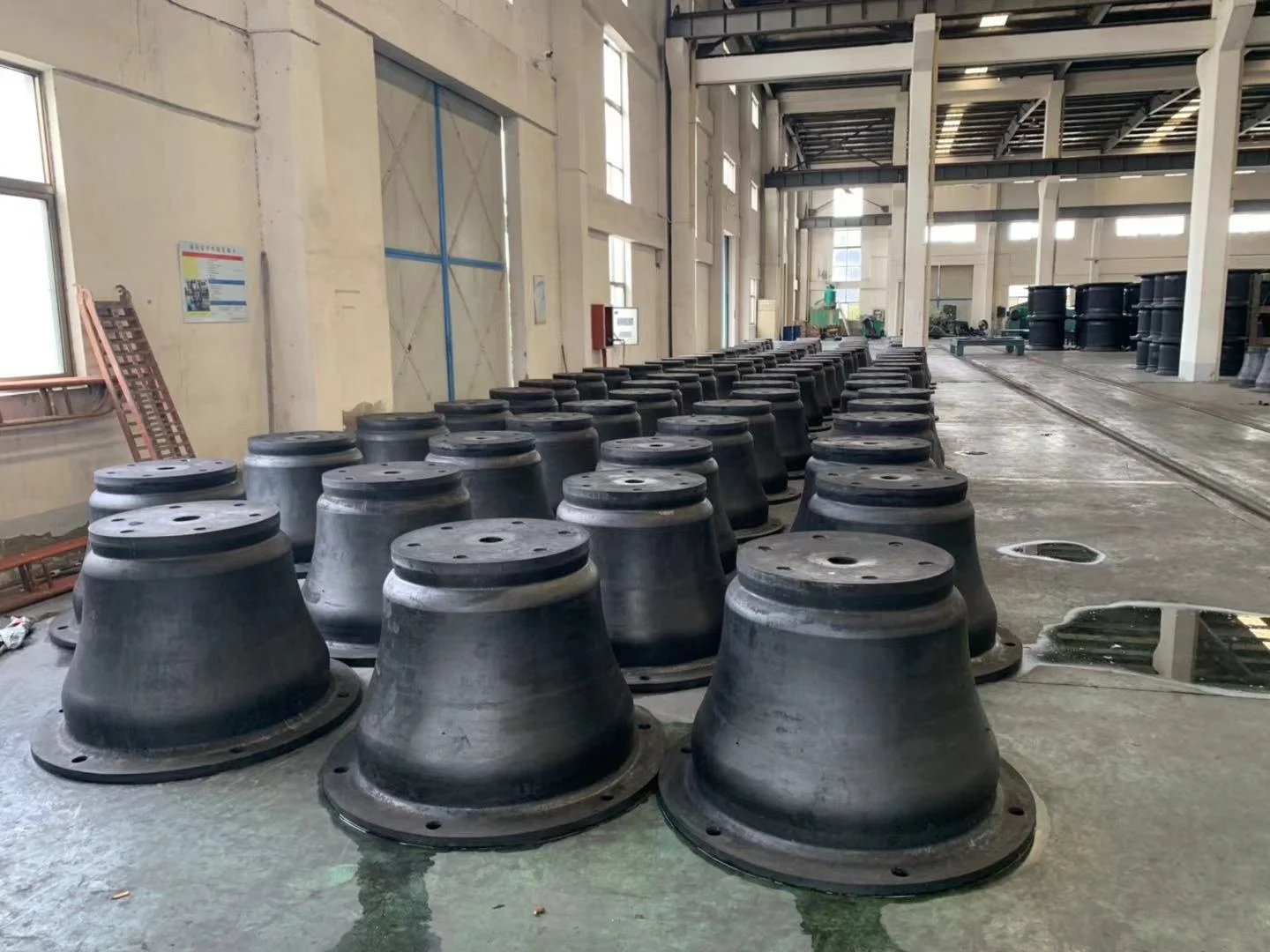 ZC1600H 1600*2400mm Cone Ship Rubber Fender Made for Harbors