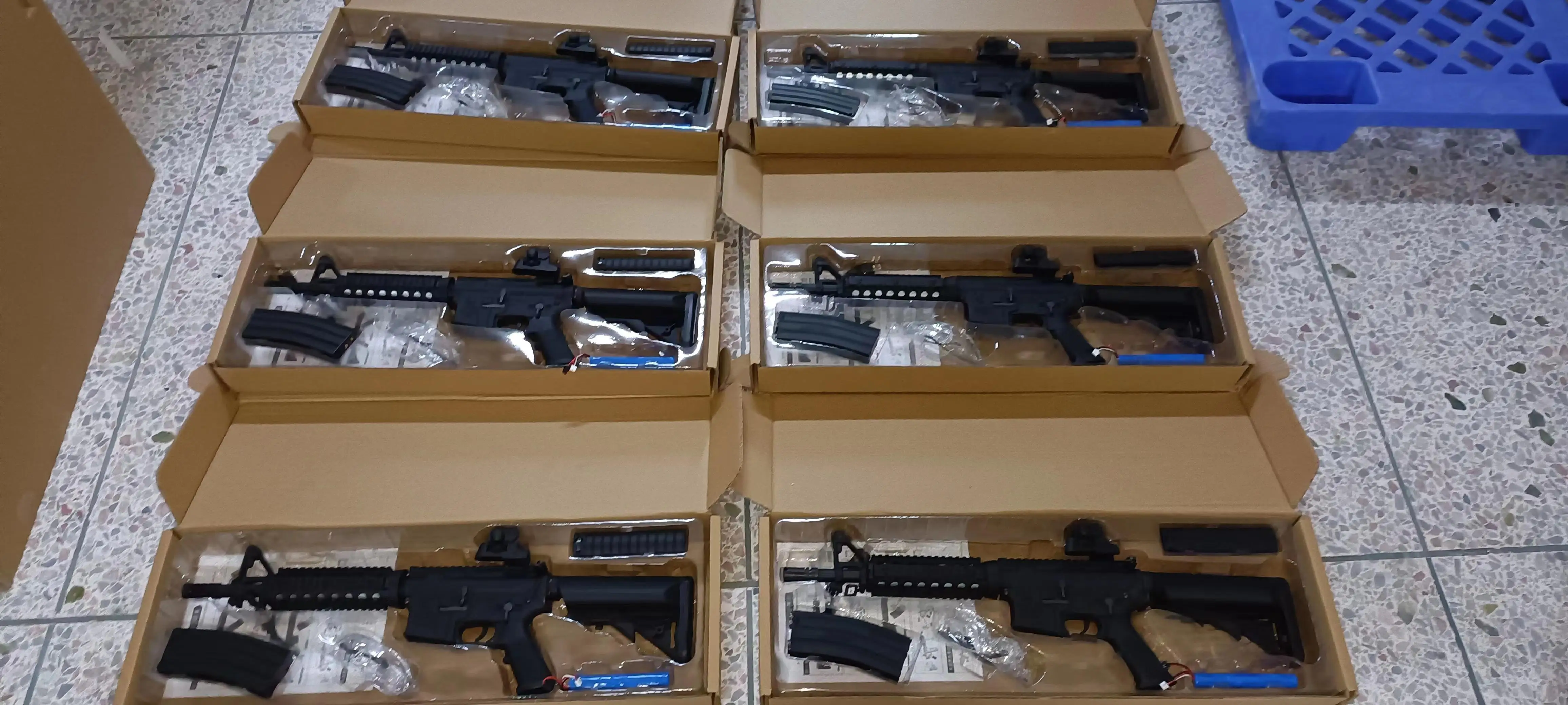 Factory hot sales Electric Shooting Games Nylon splatrball ball blaster for adults realistic toy gun