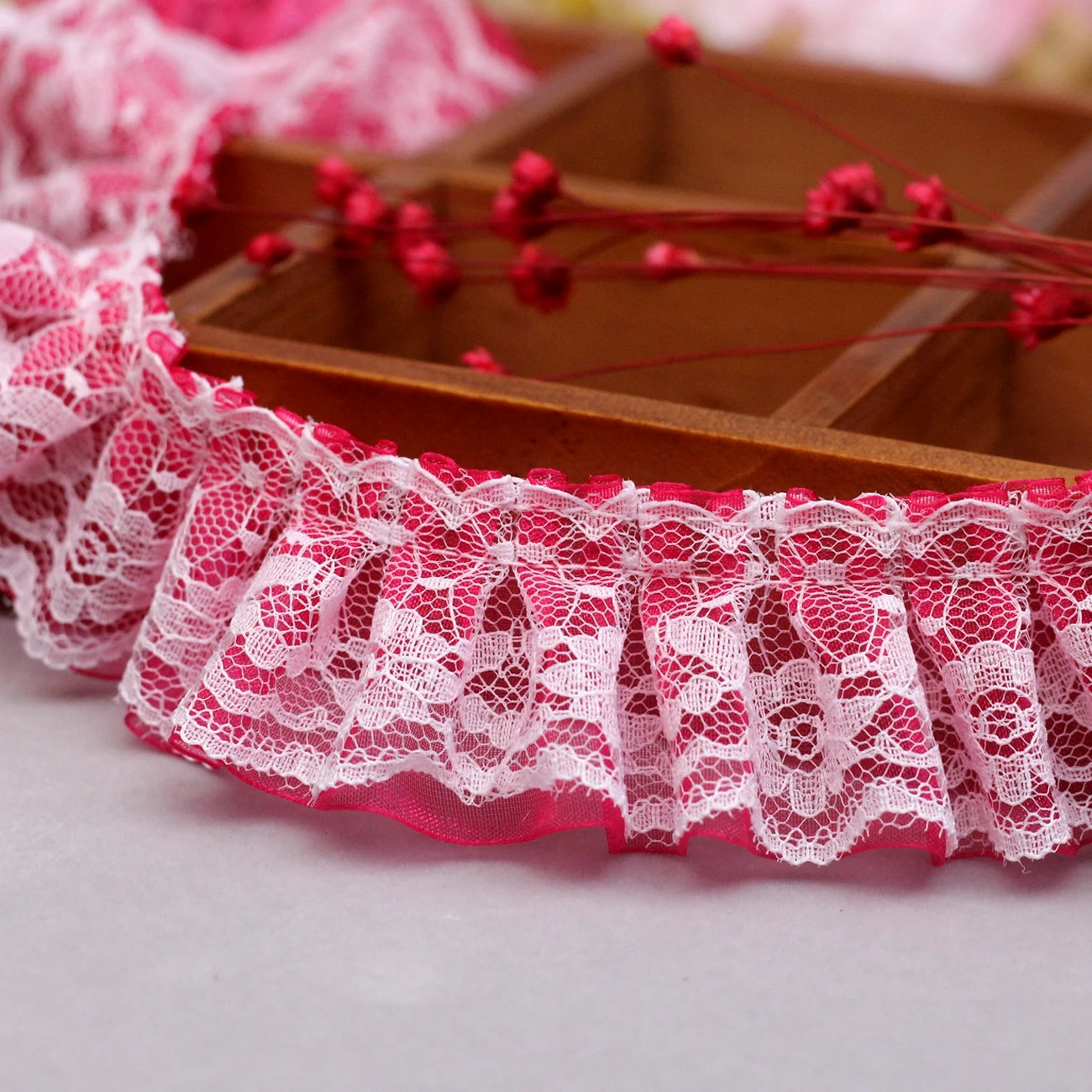 Wholesale 4CM Double Layers Organza Lace Draped Wrinkled Pleated Mesh Ruffle Lace for Arts and Crafts