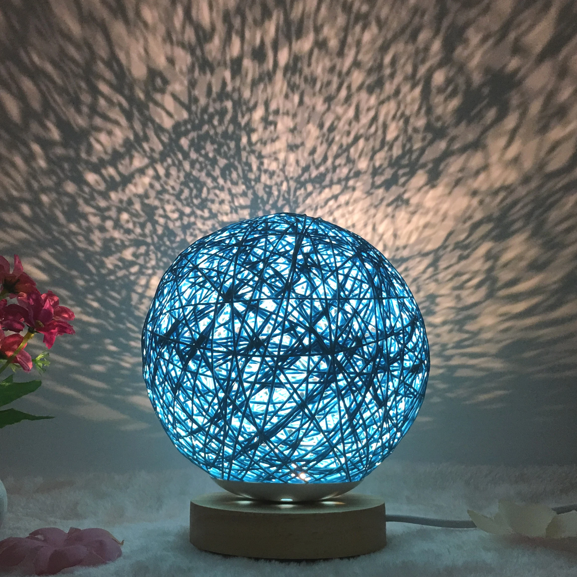 LED Rattan Ball Table Lamp 15cm Romantic Warm Night Light Brightness Globe Ball Decorative Desk Lamp for Bedroom House