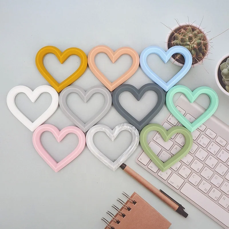 High Quality Food Grade Baby Pendants DIY Teething Toys Teeth Tiny Rod Heart Silicone Teethers for Babies