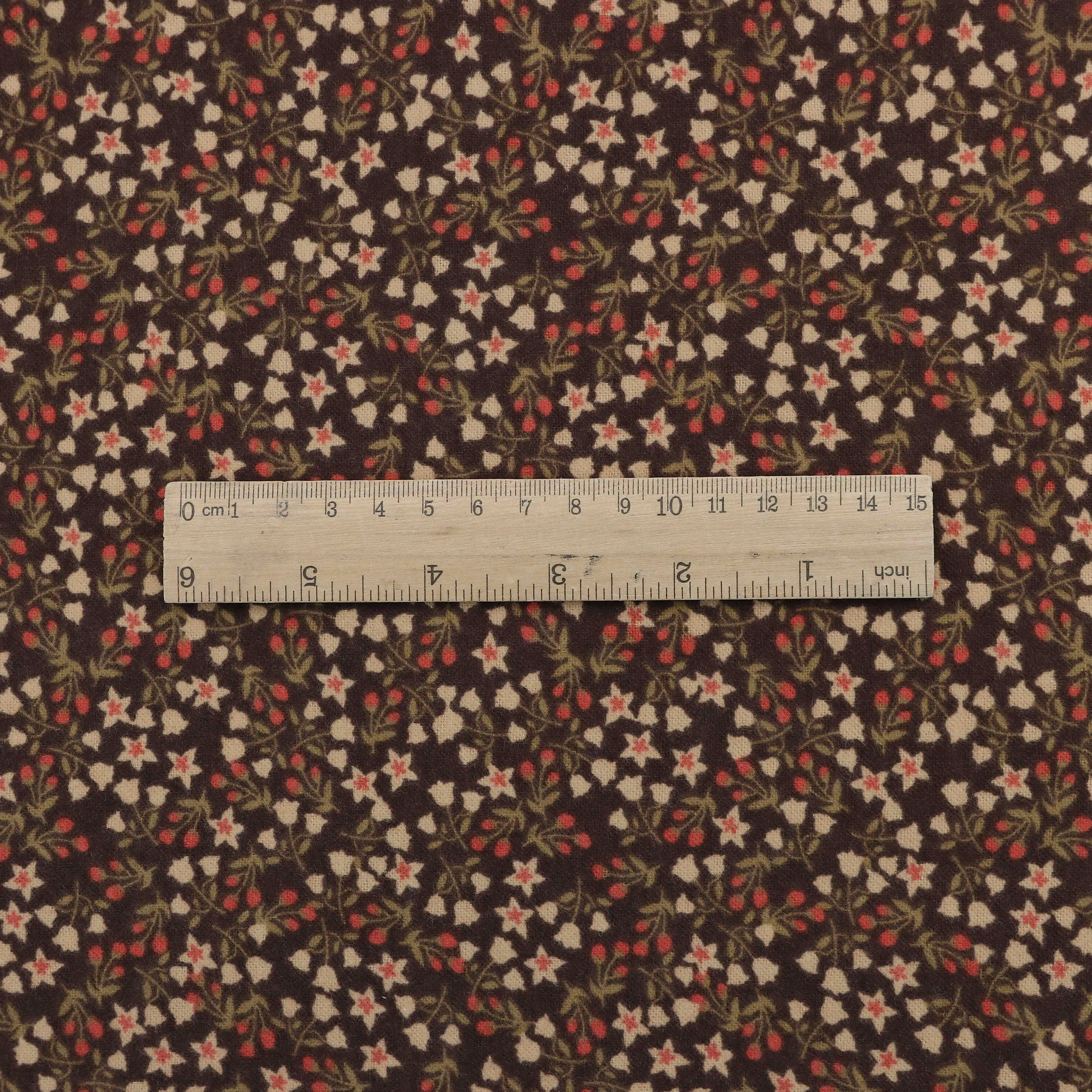 Spot sale of active printed soft single sided cotton wool flannel printing fabric for women children dress