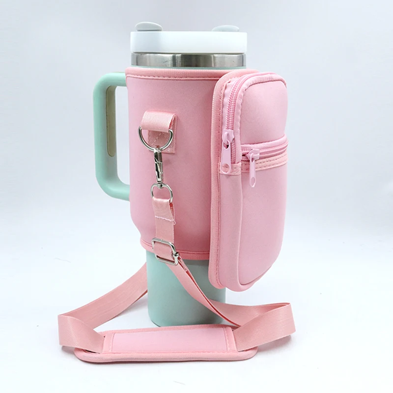 Factory Custom Logo New Design Neoprene Water Bottle Bags With Keys Chain 40oz Car Cup Holder With Pockets