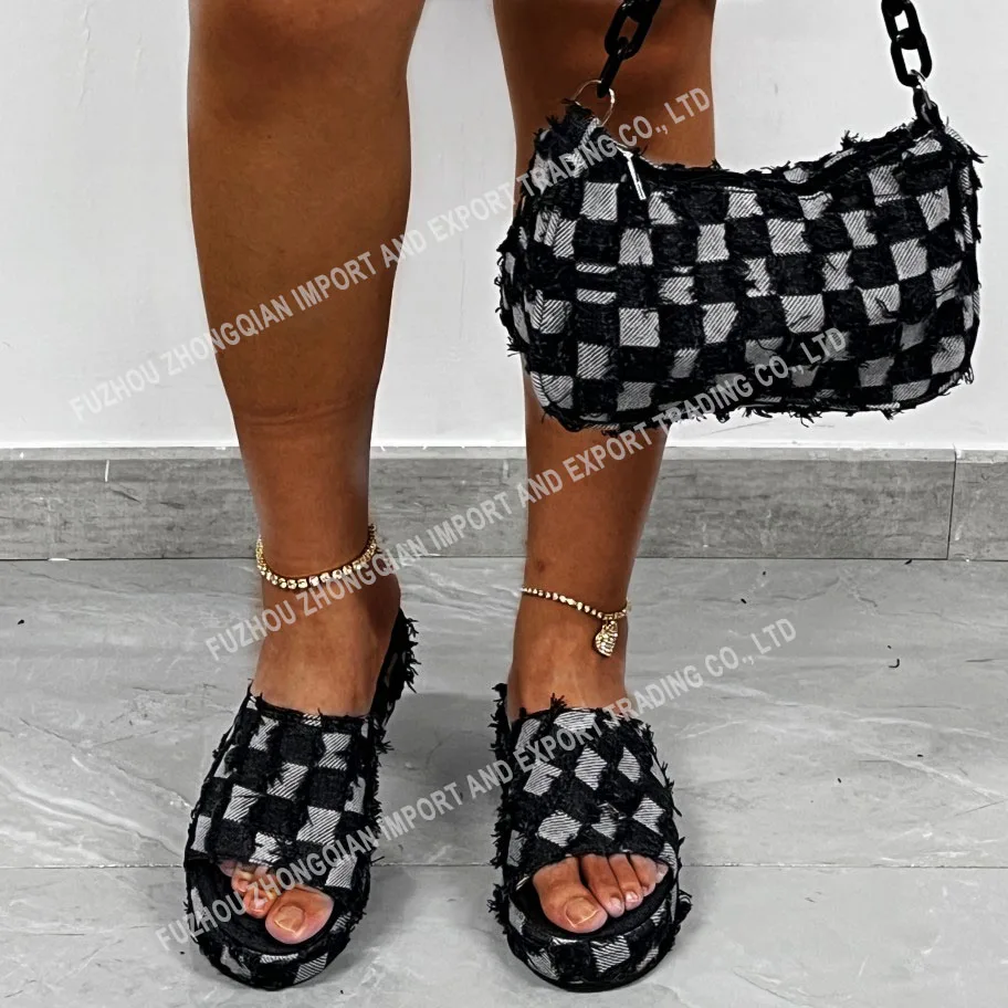 Джинсовые шлепанцы