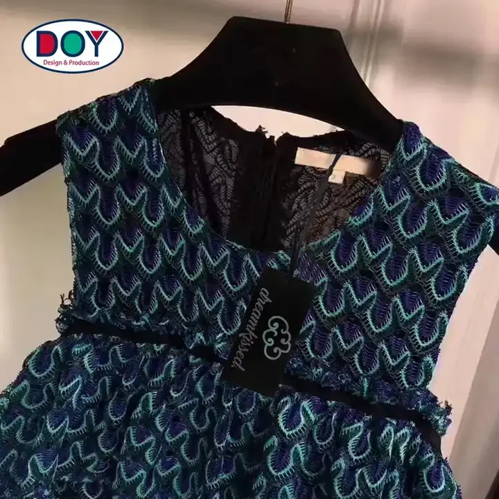 Labels Design Custom Printed Hologram Foil Name Logo Clothing Paper Hang Tags with Ribbon String