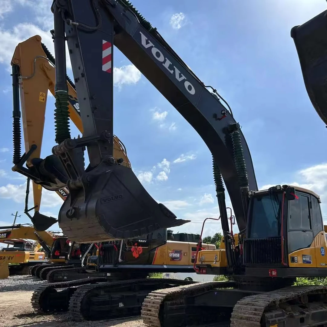 Secondhand Engineering Heavy Hydraulic Excavator VOLVO EC300/ Robust / High Working Condition / 30T