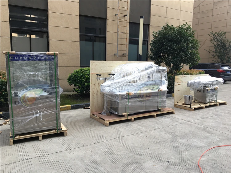 Gold supplier automatic alcohol drinks 60ml 100ml 500ml 750ml liquid filling machine