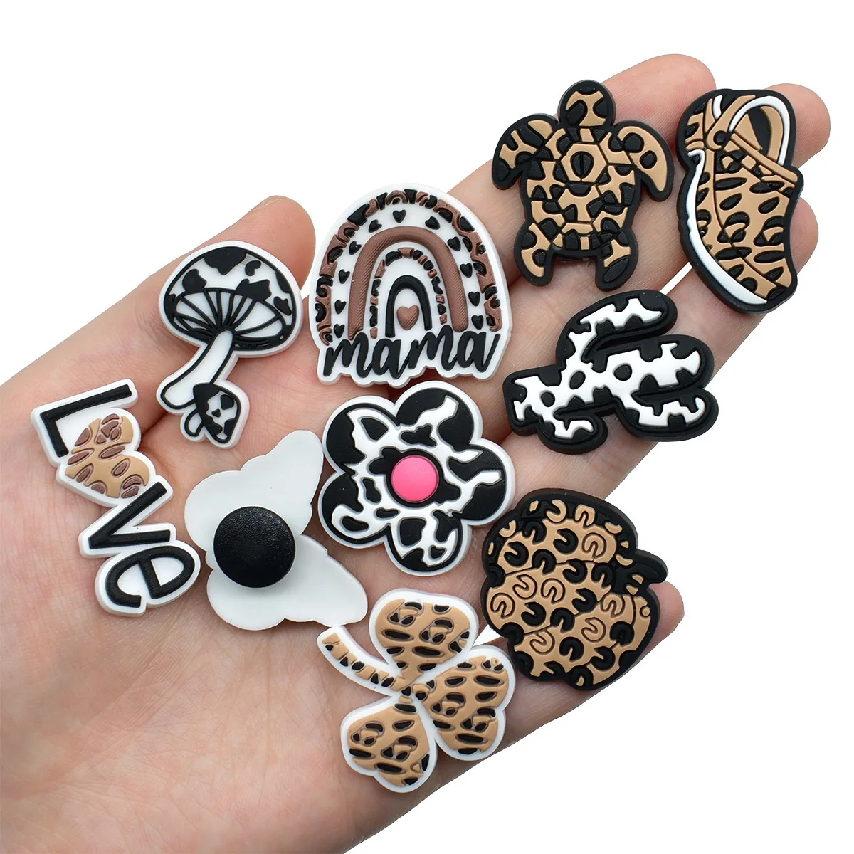 Luxury Ladies Decorative PVC Shoe Buckles Leopard Print Soft Hair Upper Back Position Decoration Factory Batch High Quality Shoe