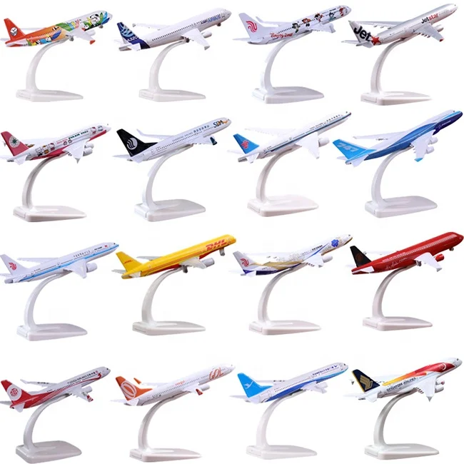 Christmas Gift 20CM Diecast Airplane Model B747 THAI Dragon Boat Aircraft Display Model with Base and Wheels For Pilot Present