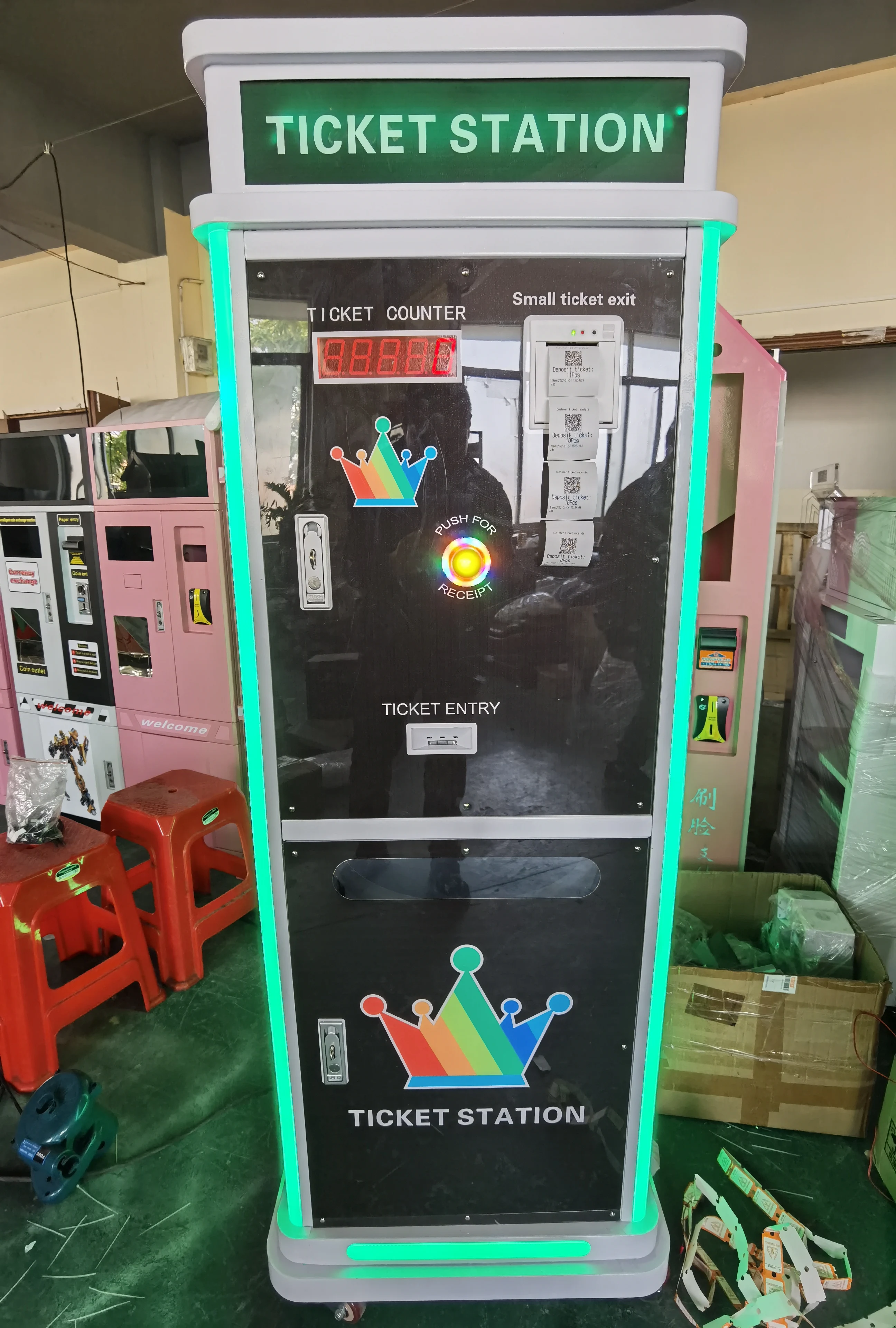 Professional custom Stand up 3 sides digital ticket cutter cutting tickets station eater hub for amusement park