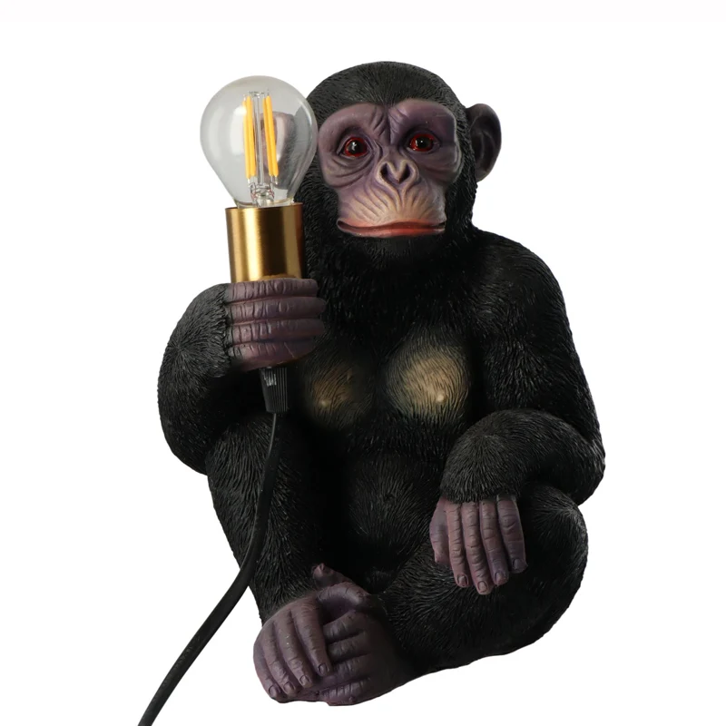 European Style Gold Resin Table Lamp LED Light Source for Indoor Lighting for Living Room and Bedroom Decor