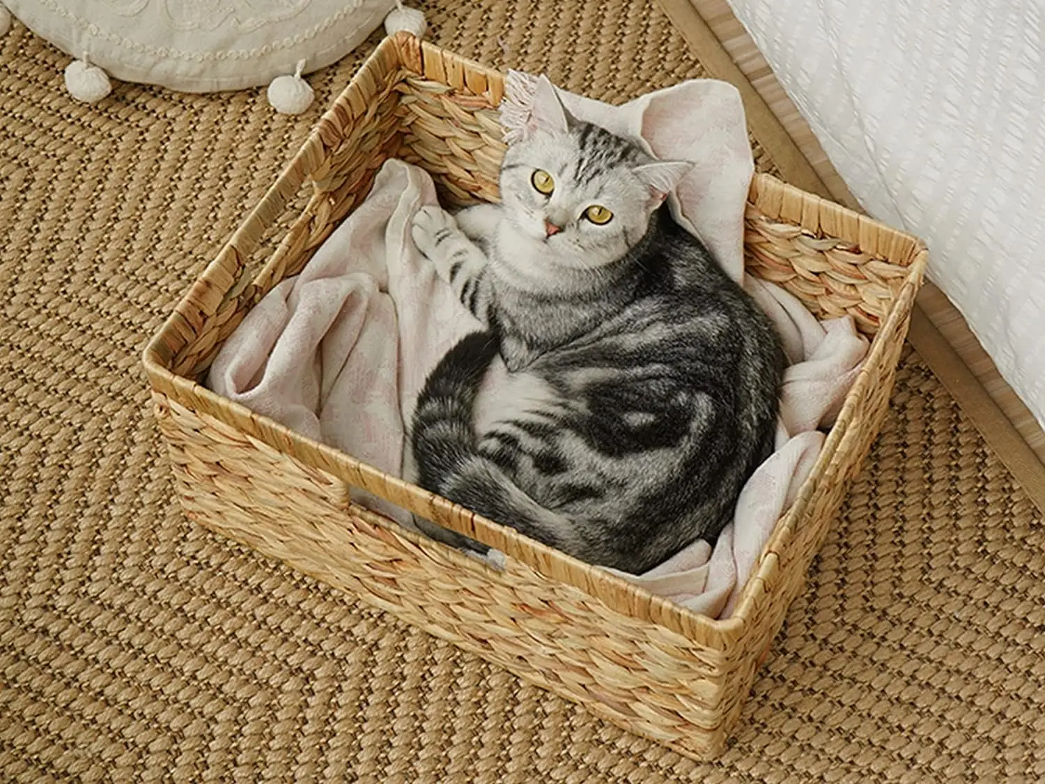 OEM factory wholesale High quality Durable Multi Functional Home Storage Sundries Organizer Water Hyacinth Woven Wicker Baskets