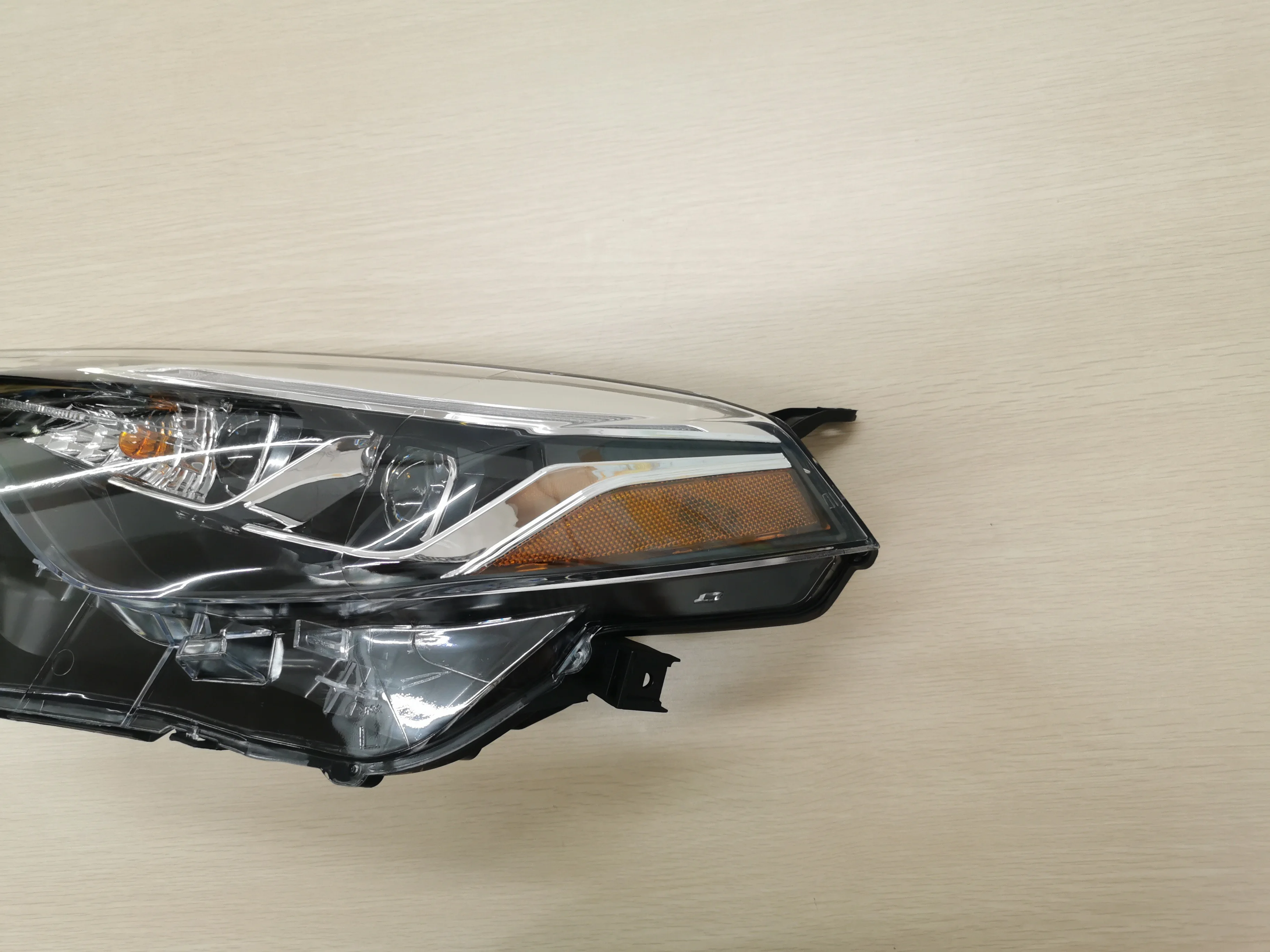 Head Lamp 81150-02M90 81110-02M90 8115002M90 8111002M90 For Corolla USA SE/XLE/XSE 2017