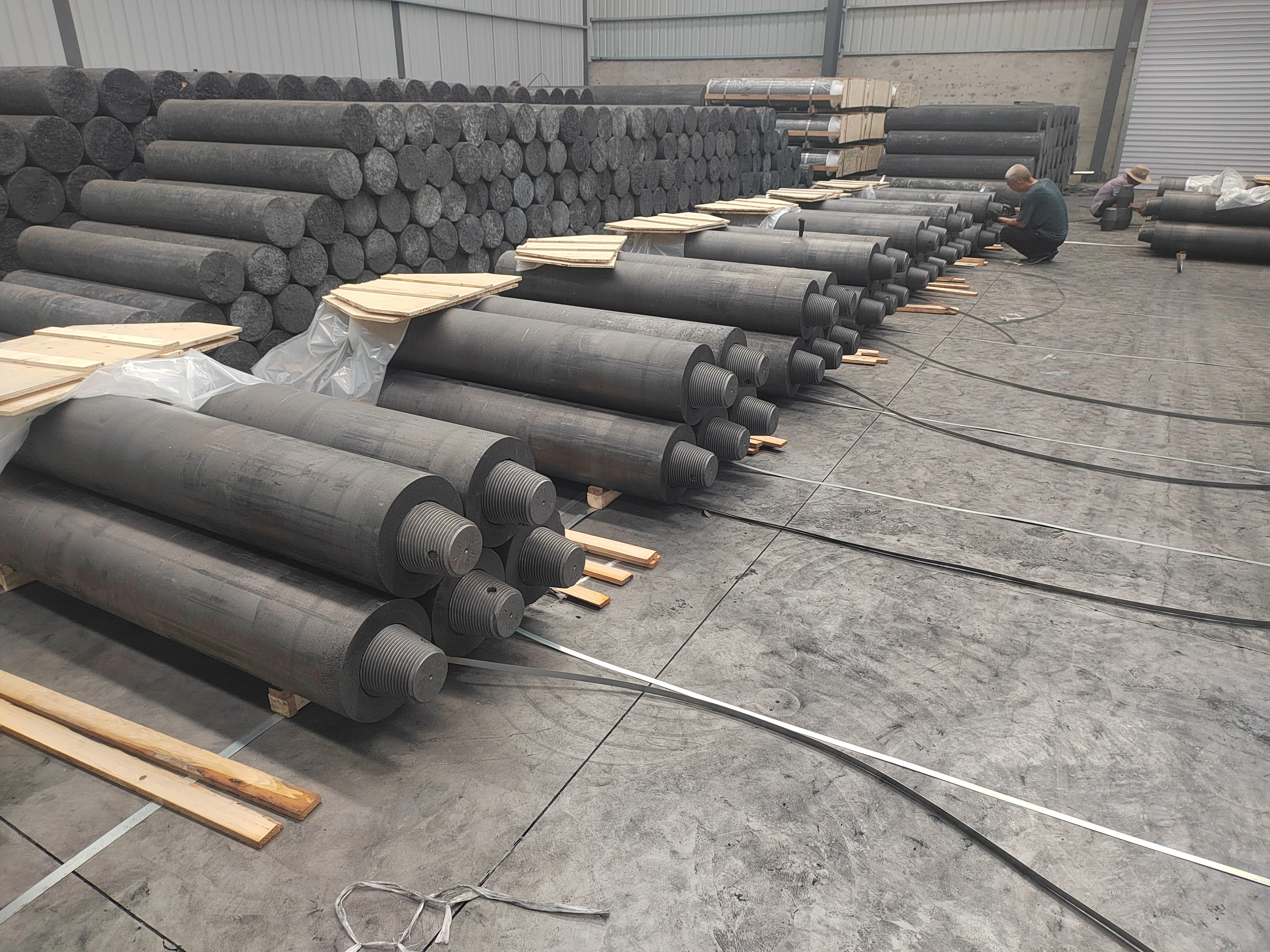 Graphite UHP650mm  Electrode  Low Price