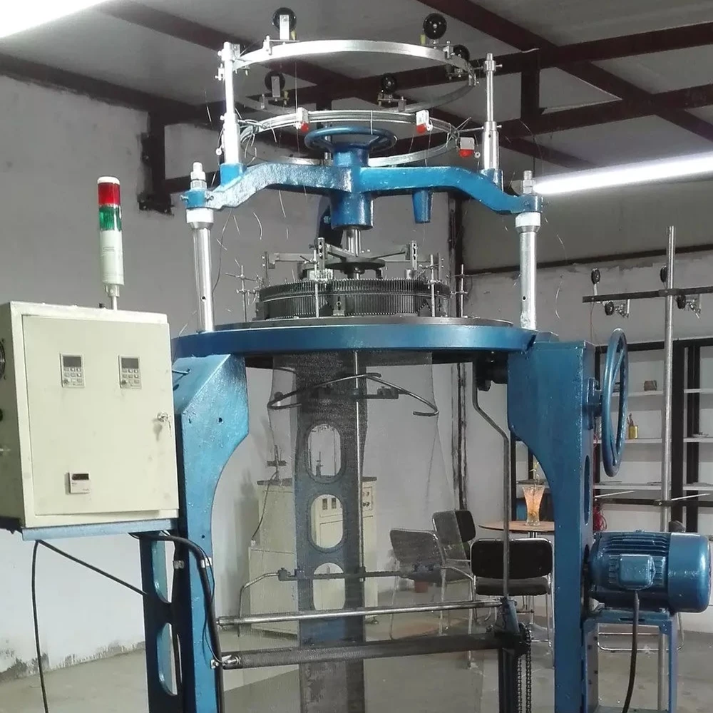 High quality stainless steel /tin plated copper Wire mesh making machines used in electronic industry