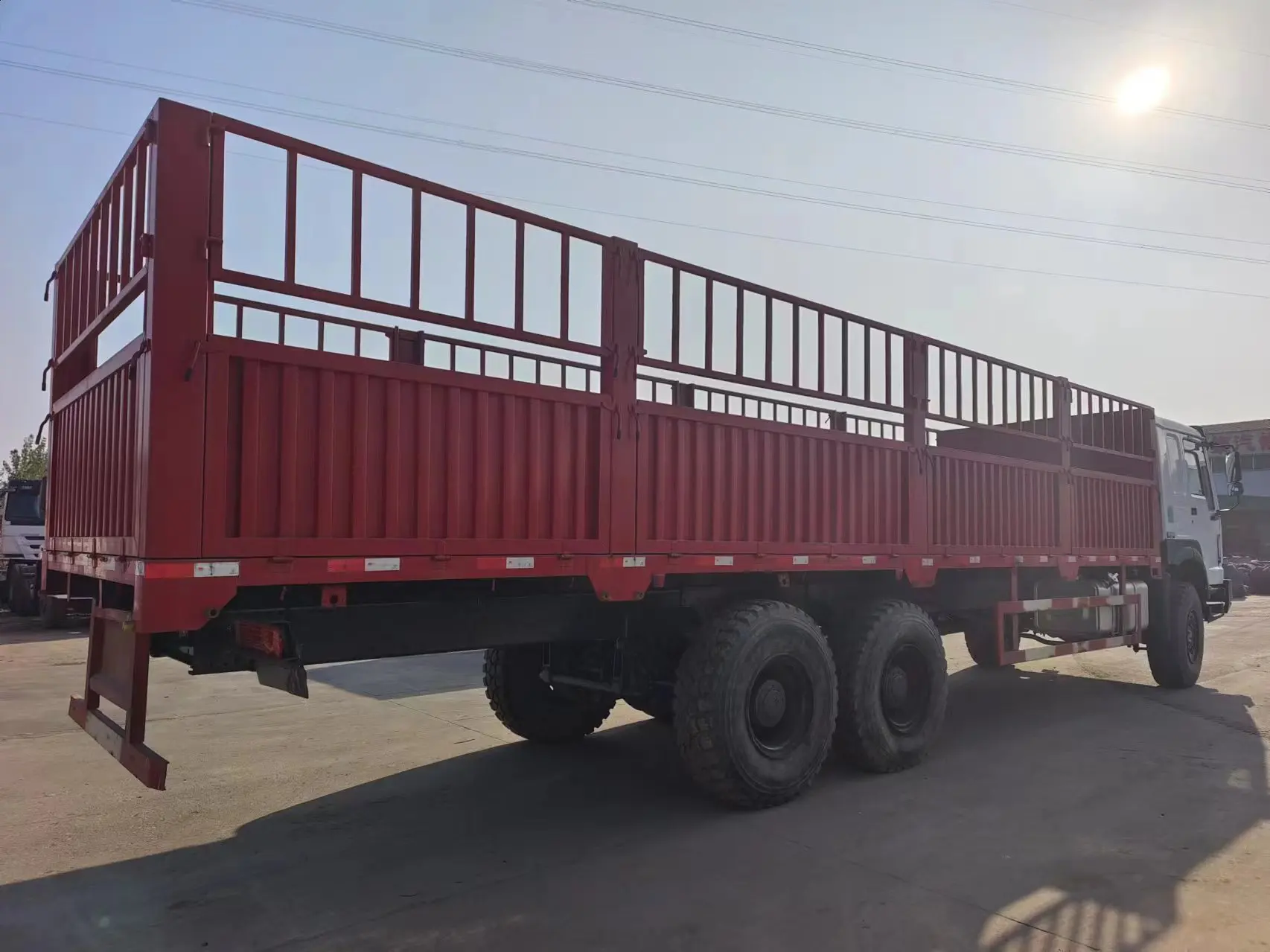 Грузовой автомобиль Sinotruk Howo 6x2 6x4 6*6 8x4 8x8 Прямая поставка с завода 371 400 430HP