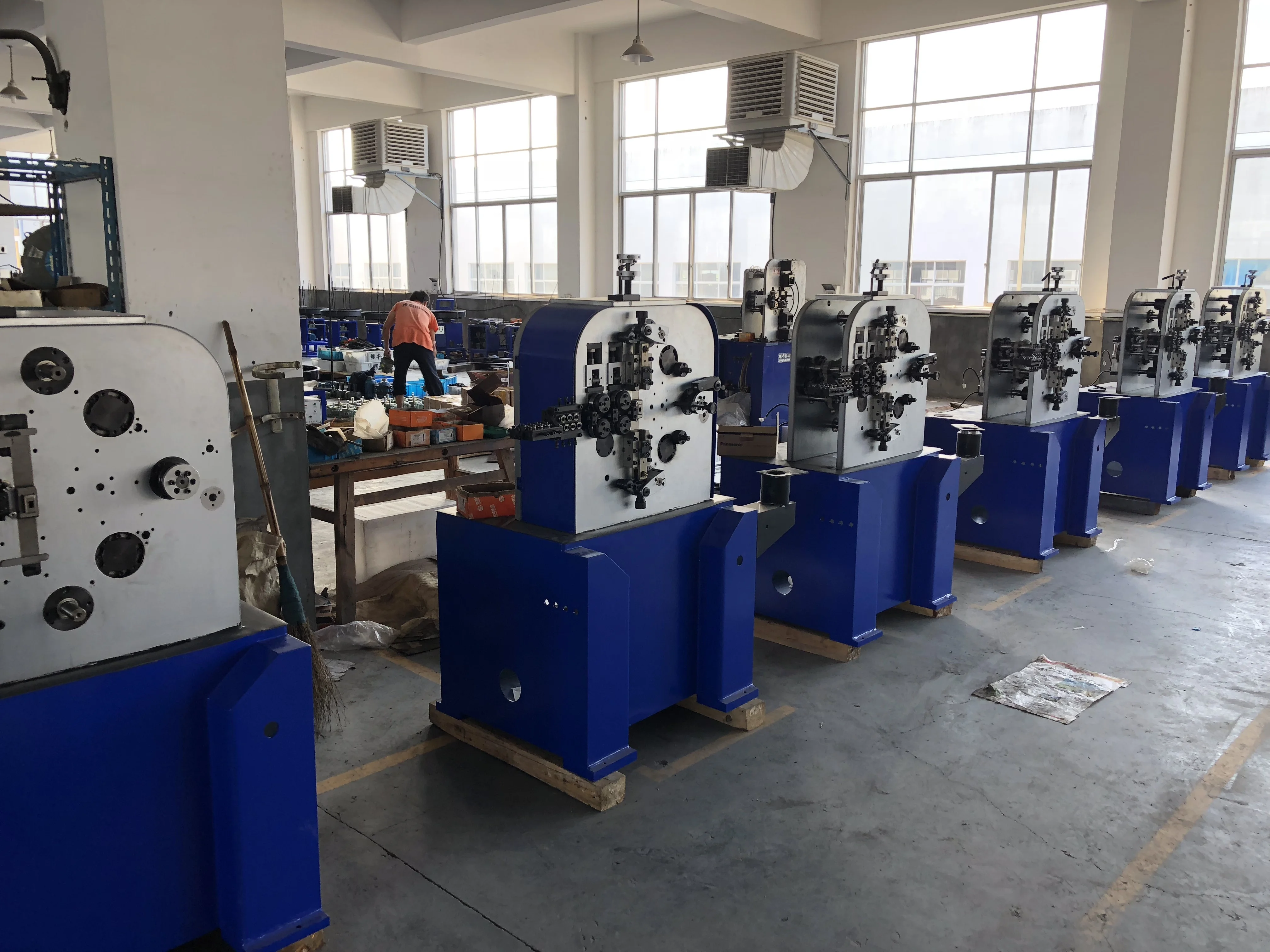 YF Brand Wire Molding Forming Bending Machine, Spring Coiling Machine, High Quality Wire Handle Making Machine