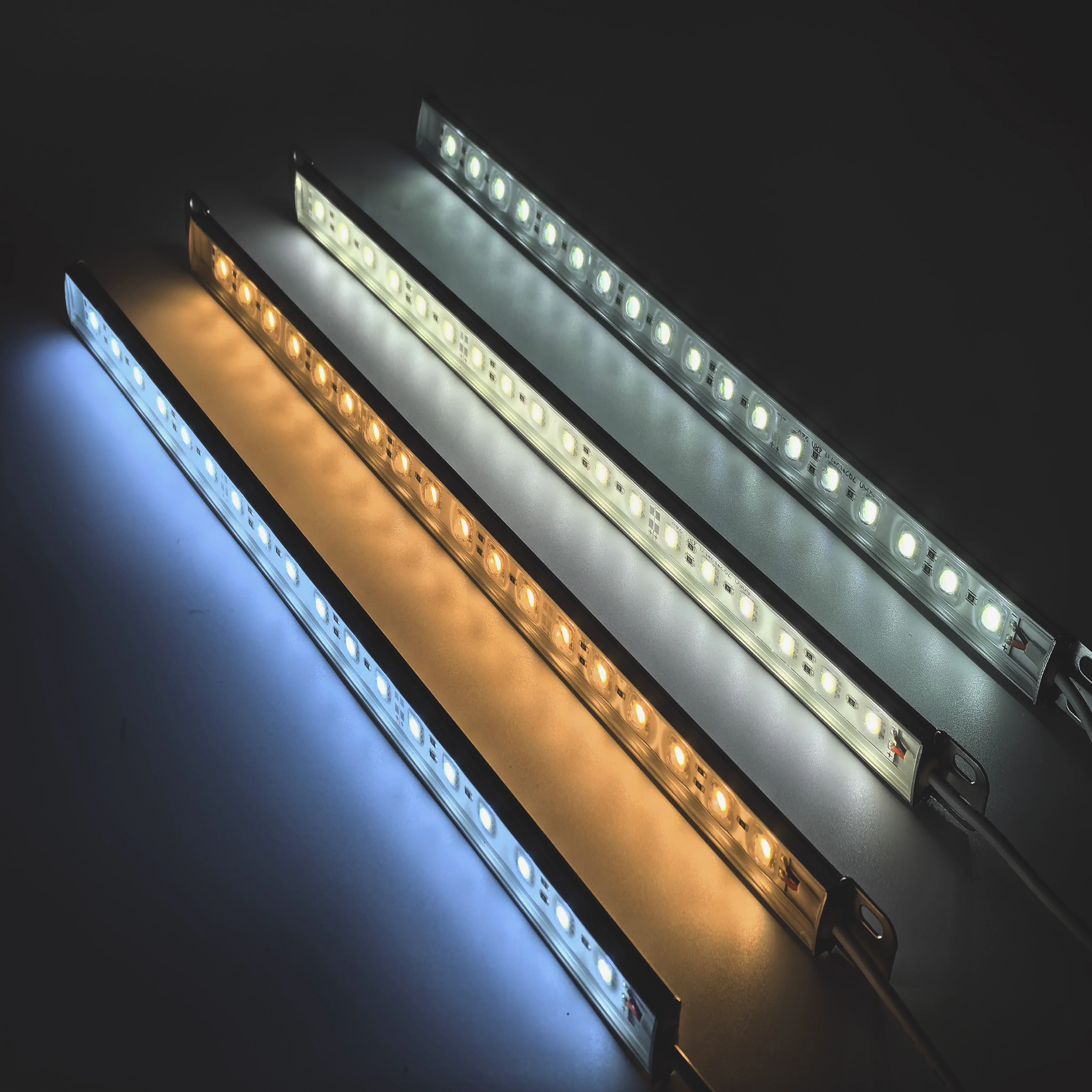 12V/24V 10-16V Range Voltage IP68 Waterproof SMD2835 /5050/5630 (Customization) Aluminum LED rigid Light bar with lens Outdoor