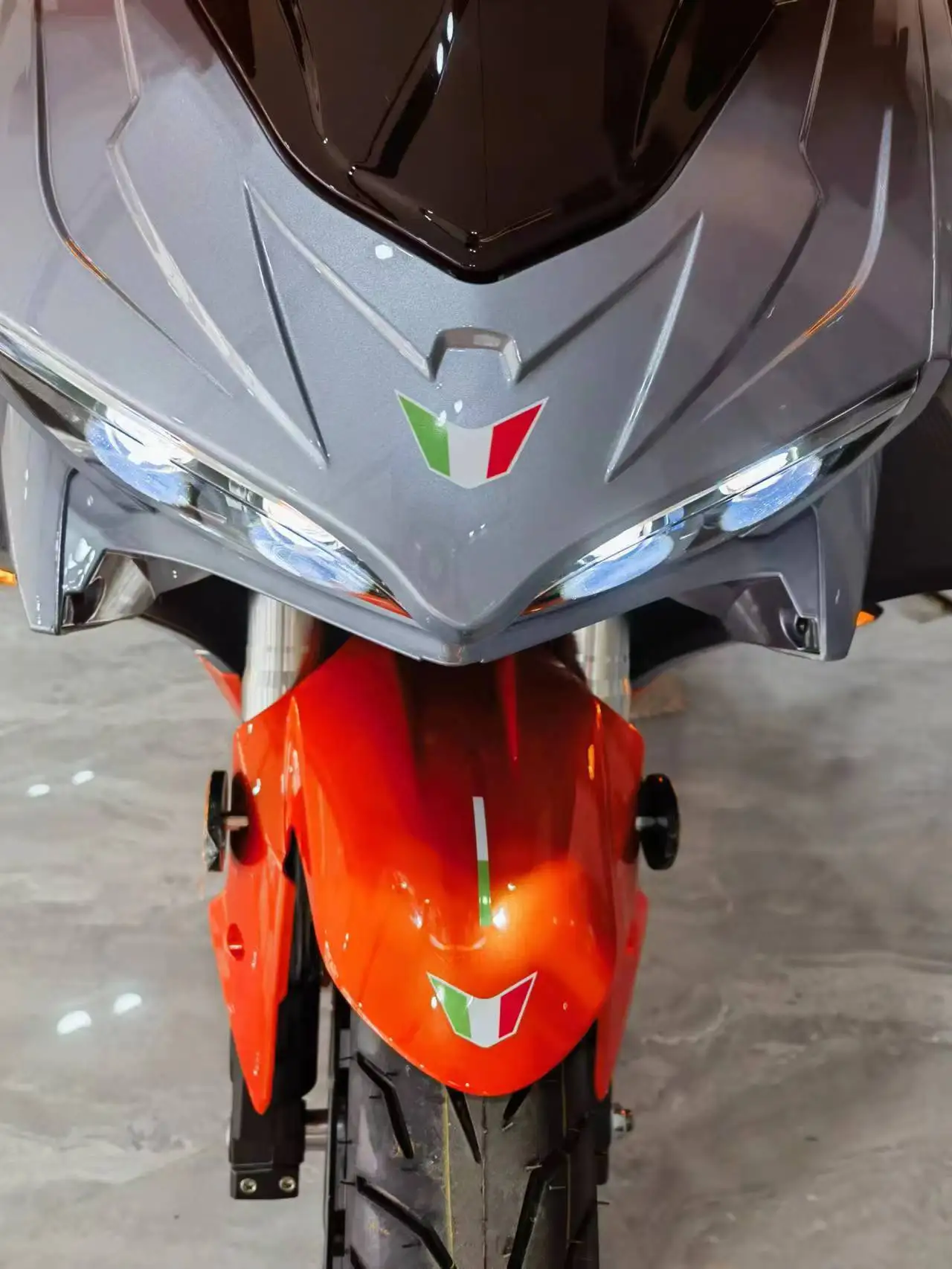 72V 15000w Racing Adult Custom Cool Desgin Electric Motorcycle H400 Model