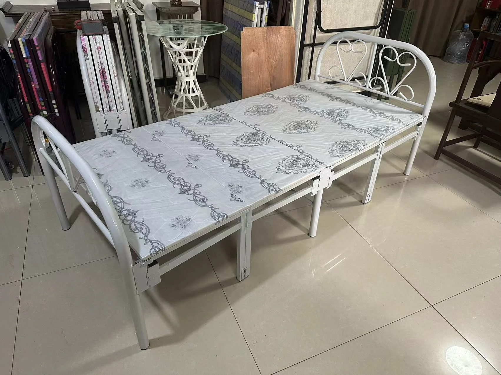 Folding bed with matress iron bed four part folding bed with 15 legs
