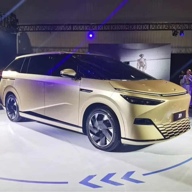 2024 Chinese medium and large MPV for Xpeng X9 702km long range pure electric car new energy vehicle hot sale