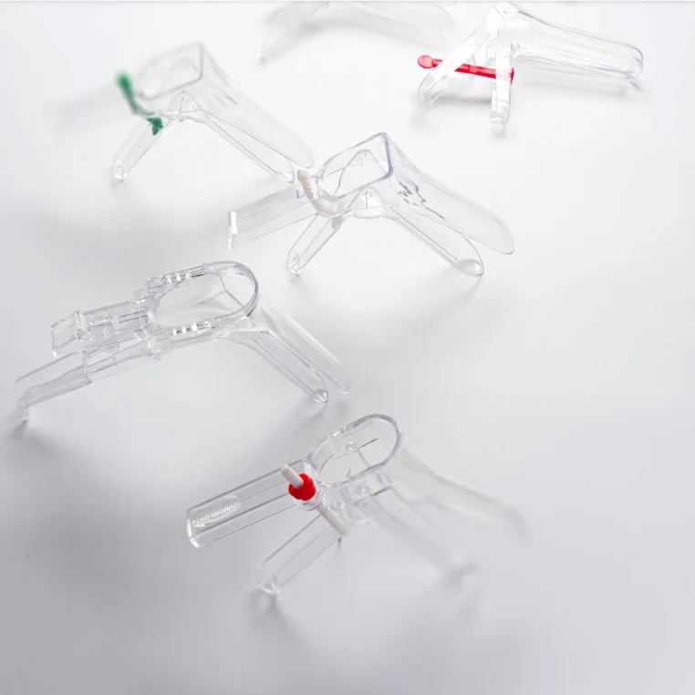 Одноразовый полупрозрачный вагинальный спектрол для использования в гинекологии