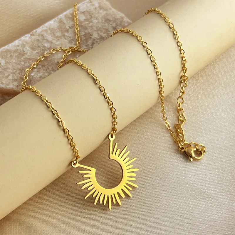 DAIHE Euro-American Stainless Steel 18K Gold Plated Sunflower Necklace Earrings Jewelry Set Gift