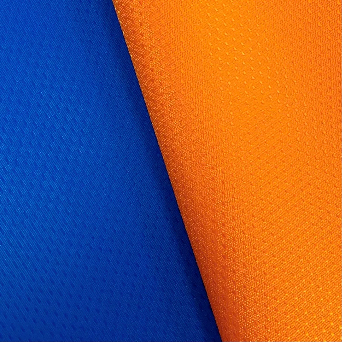 Water Repellent 210d 100% Nylon Ripstop Oxford Fabric with Pu Coated for Tent