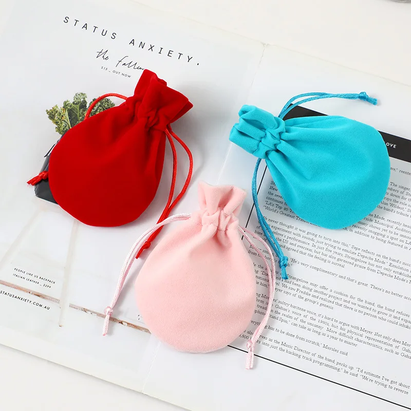 Manufacturers wholesale U-shaped small velvet gift drawstring bag for jewelry