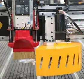 Superior Quality 3D ATC CNC Wood Router with a carousel tool changer Wood KT board engraving center for cabinet door making