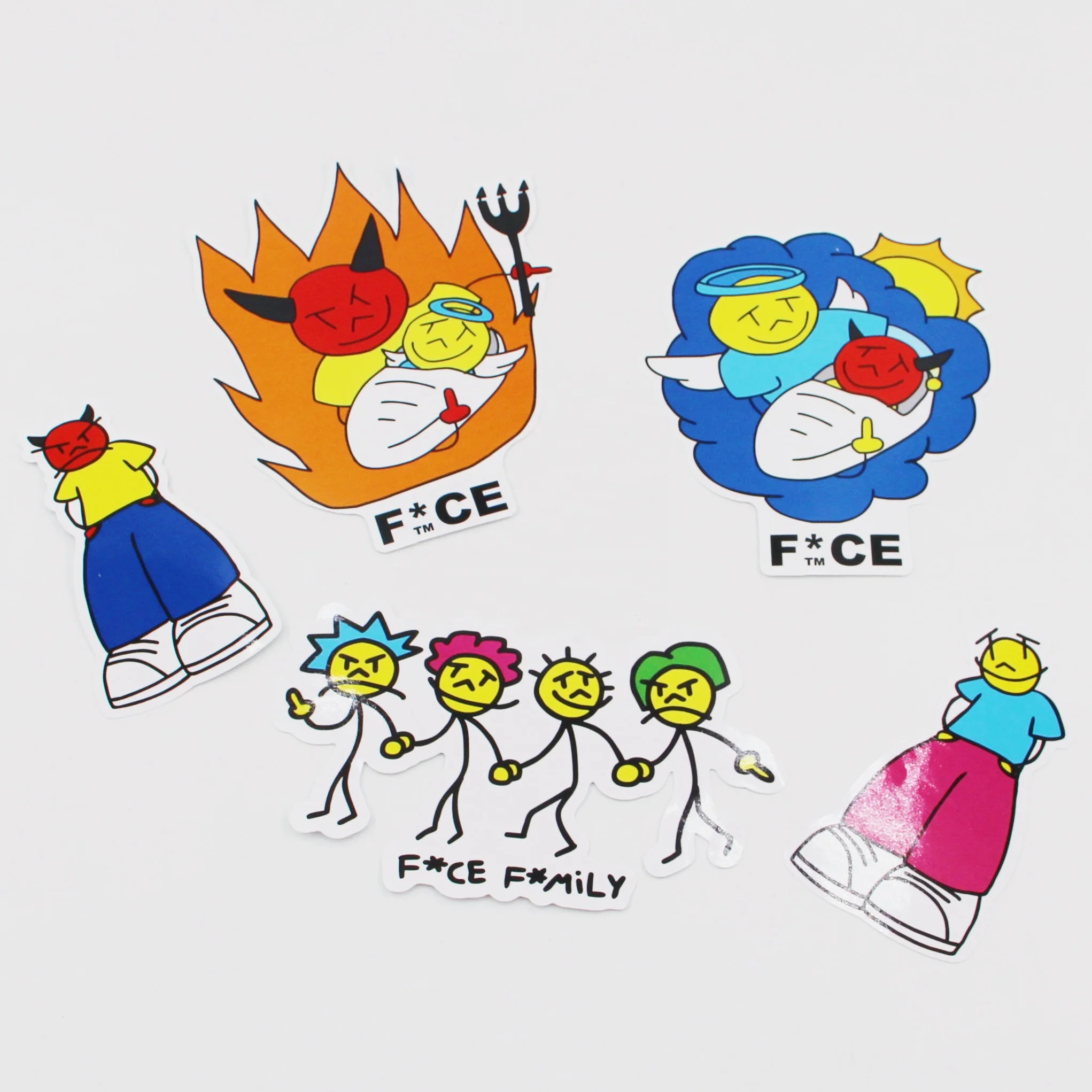 Customize Stickers Cartoon Logo Stickers for Suitcase Waterproof Graffiti Logo Labels Die Cut Label Stickers