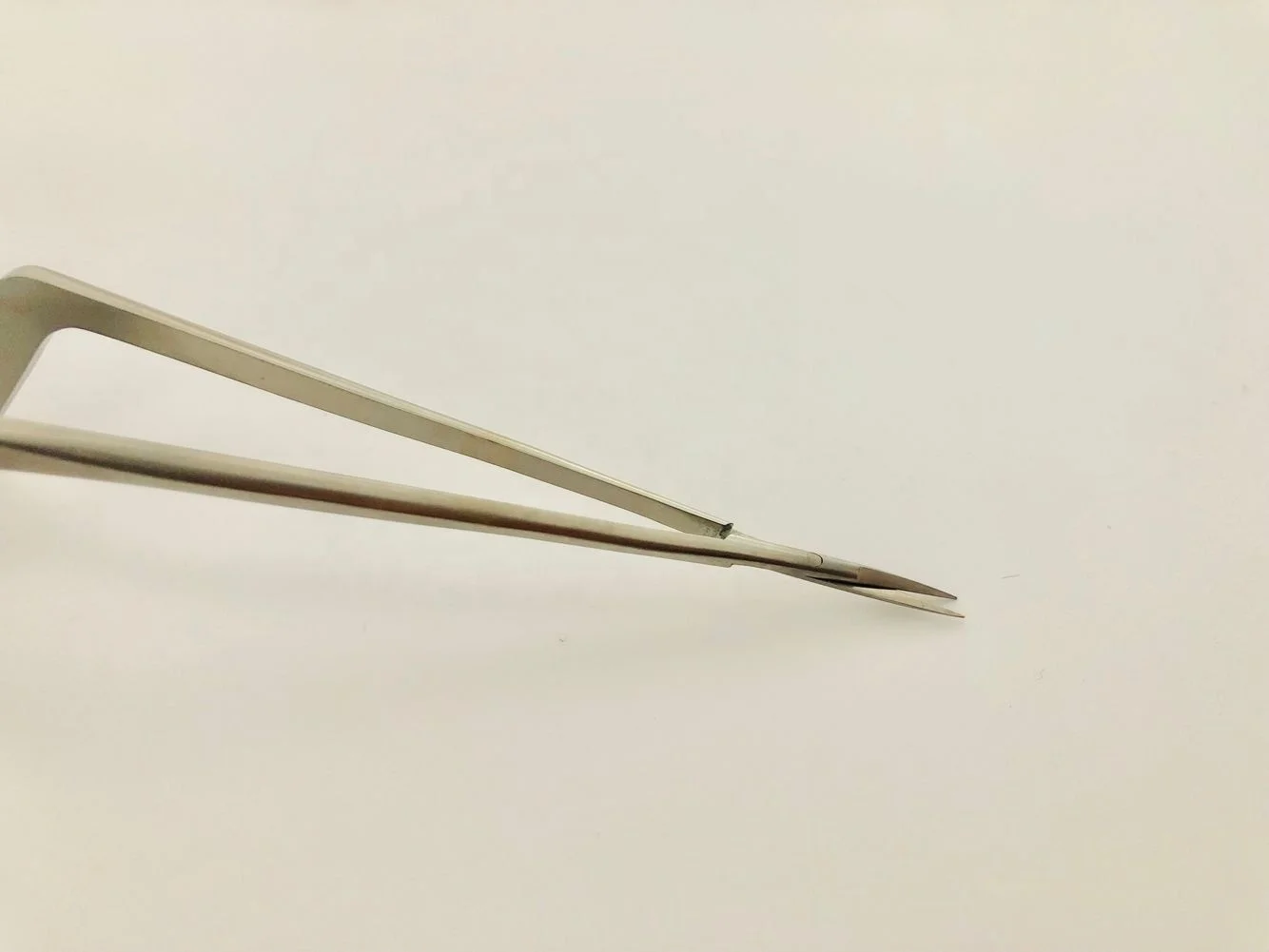 
Micro Scissors, bayonet-shaped NW628/Micro Scissors Neurosurgery/Yasargil Micro Scissors 