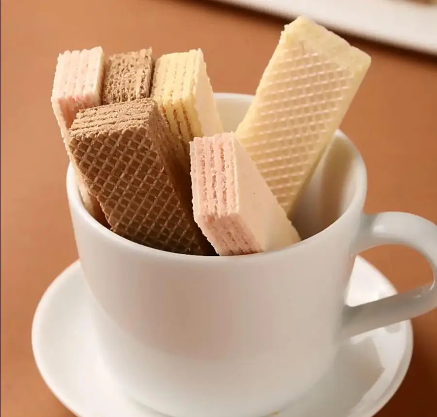 Wafers Cookies Strawberry Flavor Biscuits Low Sugar Low Fat 0 Trans Fatty Acids Healthy Snack Food 123g