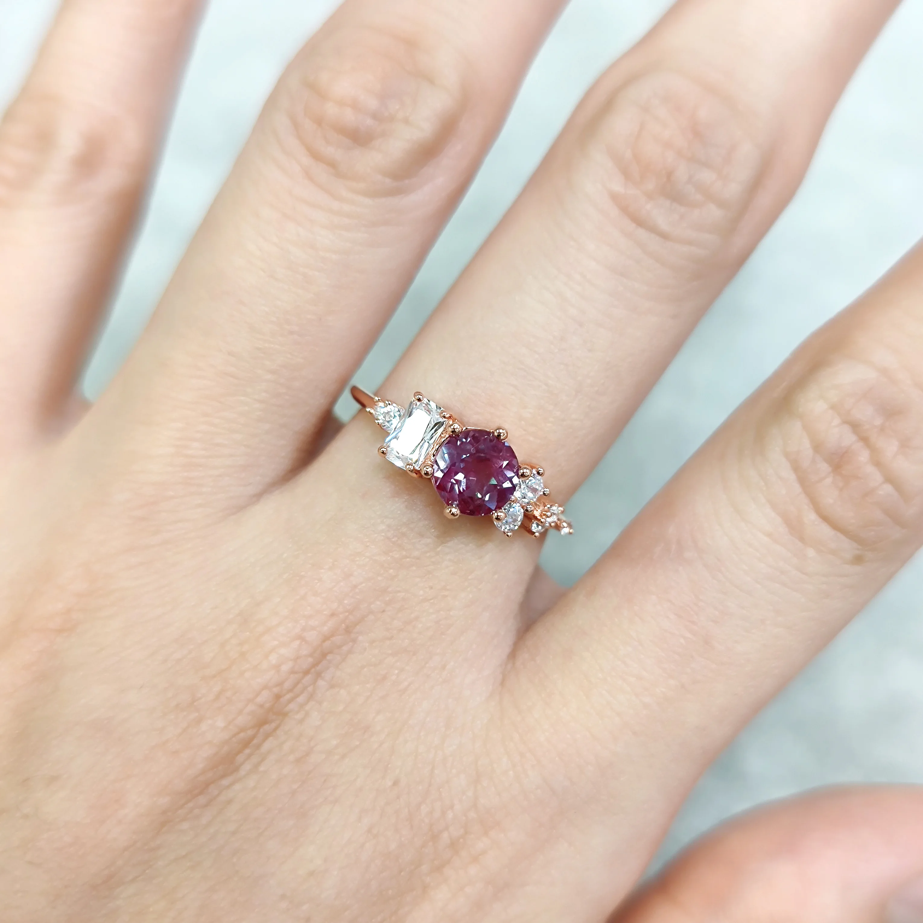 OL1004 Competitive Pricing 14K Jewelry Round 6mm Alexandrite Moissanite Diamond Solid Gold Dainty Finger Rings for Girls