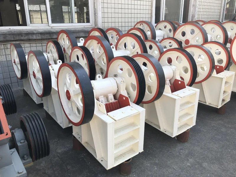 Hongxing factory direct sale PE Type Jaw Crusher in Africa