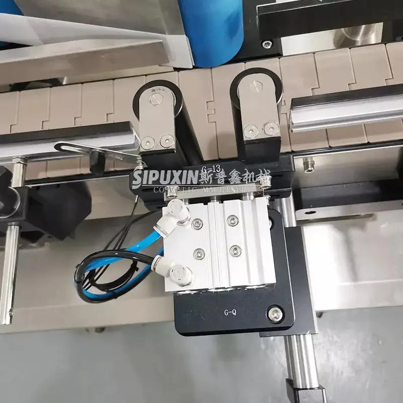 High Accuracy Easy Operation Wide Application Bottle Label Machine Round Bottle Labeling Machine Labeling Equipment