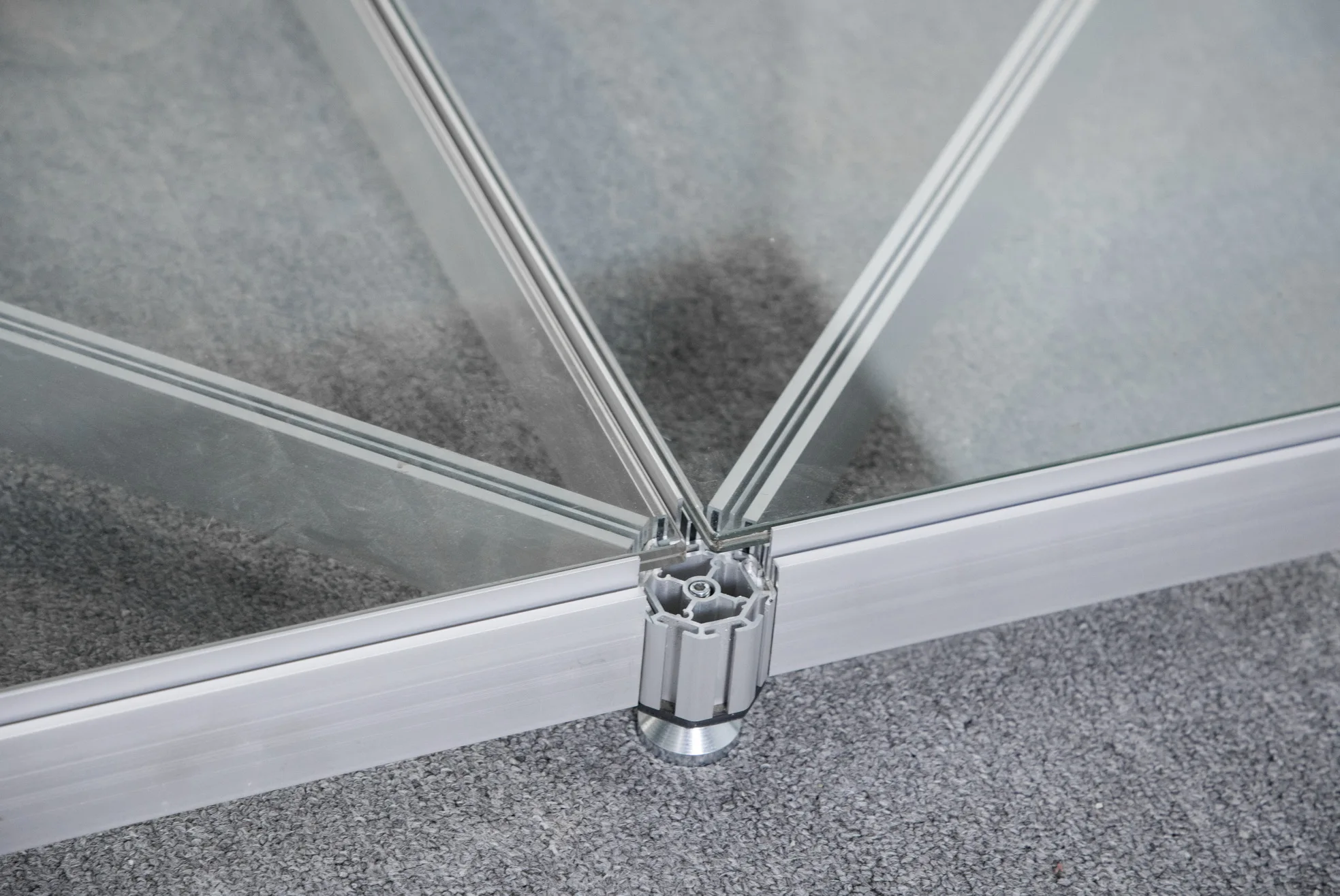 Tianyu transparent temporary outdoor event flooring anti slip glass dance floor trade show booth car show floor