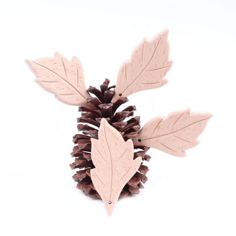 New born funny wood teething toys newborn food grade soft natural wooden leaf kids toy teether