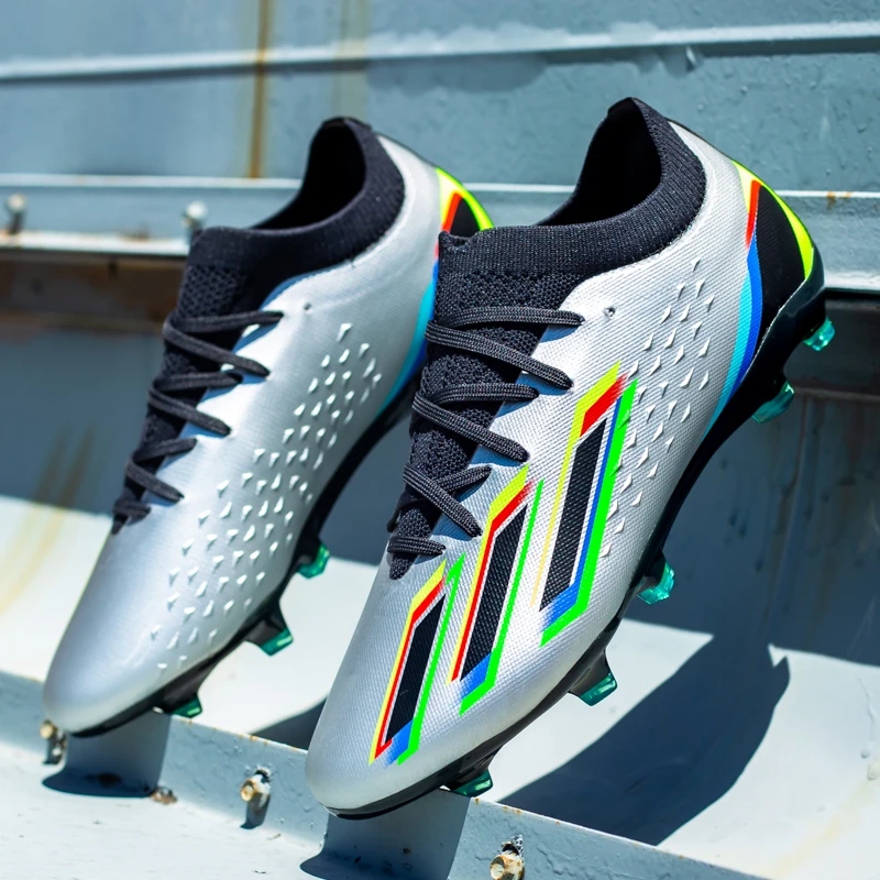 Putian high-end football shoes cross-border new Messi youth spikes 3 colors 33-45 yards