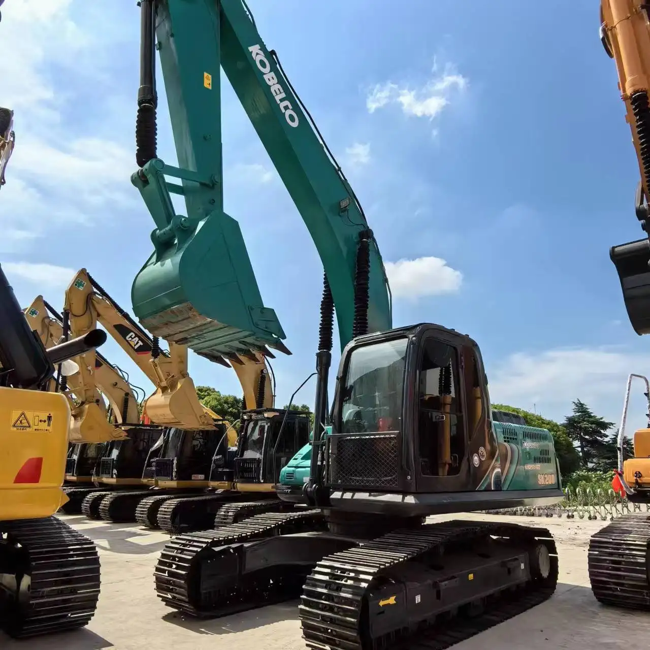 Original Japan Used excavator Kobelco SK200-8 Excavator for sale
