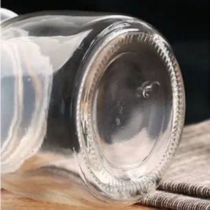 Hot Sale 100ml 200ml Mini Heart Shaped Pudding Jar Milk Shake Yogurt Glass Bottle with Plastic  lids