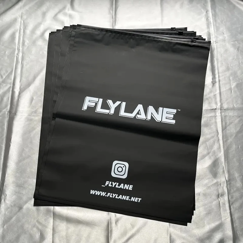 Custom Black Zipper Bags Matte Black Zip Seal Package Bags Recyclable Zipper Bags With Logo Printed