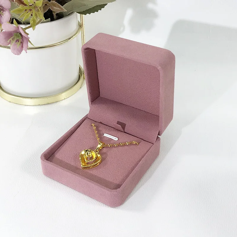 OEM Wholesale Price Velvet Jewelry Box Packaging Pink Ring Earring Chain Necklace Gift Box Hot Stamping Logo Velvet Jewelry Box