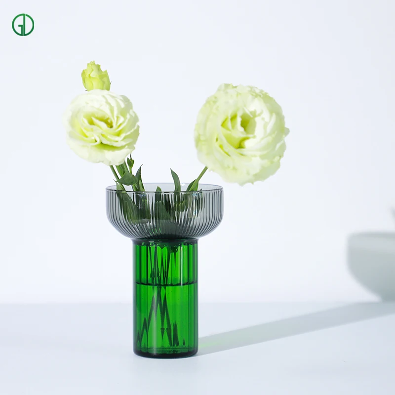 Custom New Nordic Home Style Borosilicate Glass Green Vertical Stripe Cylinder Glass Vase Glass Flower Vase for Home Decor