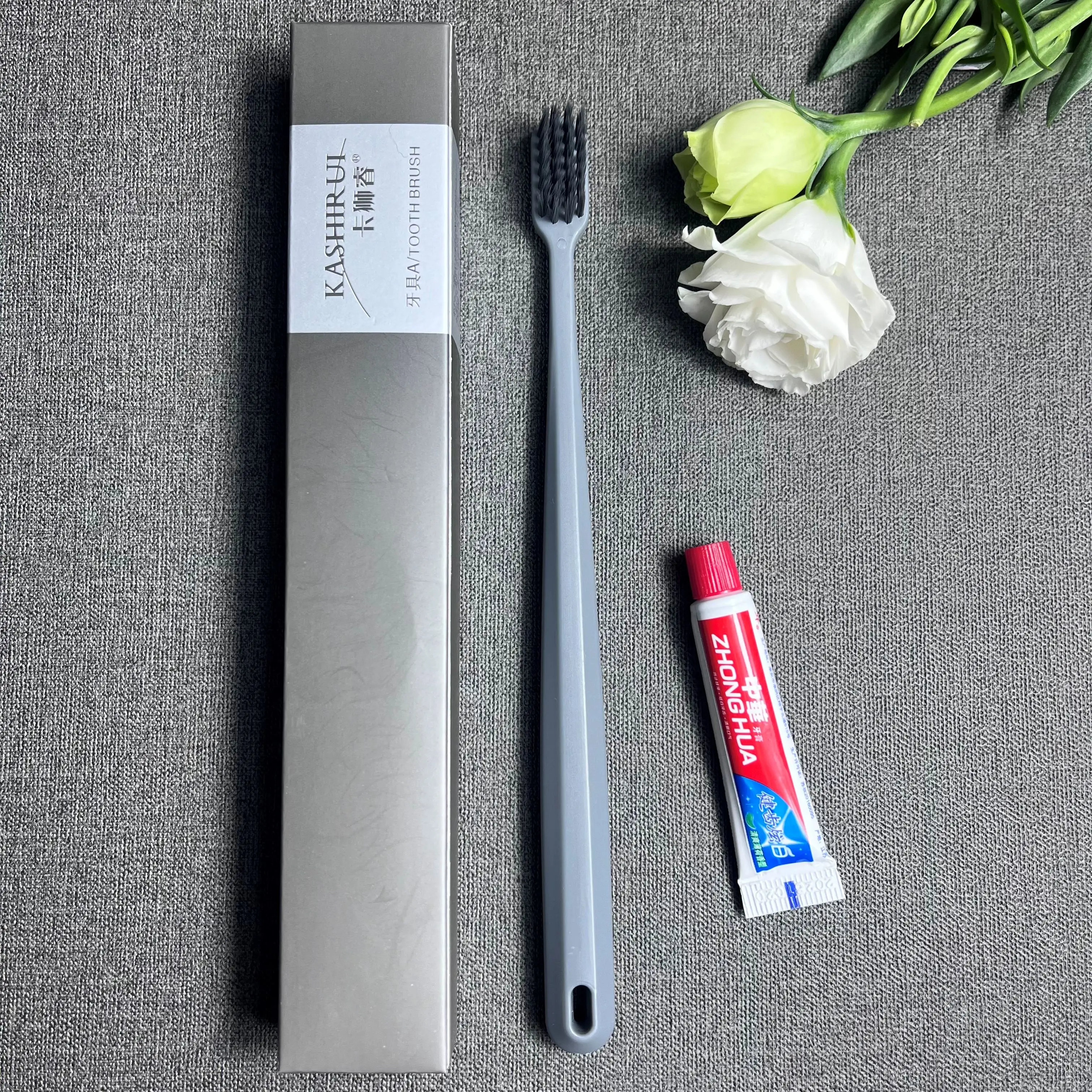 Hot Selling Hotel Disposable suit Hotel Amenities