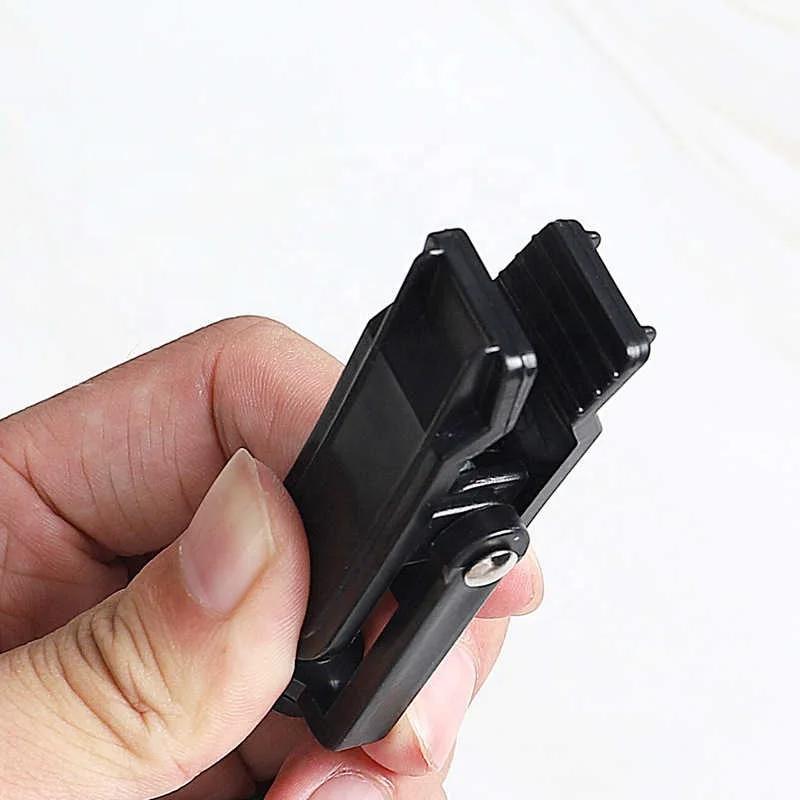 Multi-Functional Plastic Clip Store Coat And Hat Clip Swivel Hook Curtain Storage Clip Household